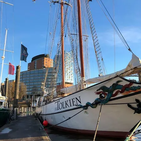Segelschiff J.R. Tolkien Hotel